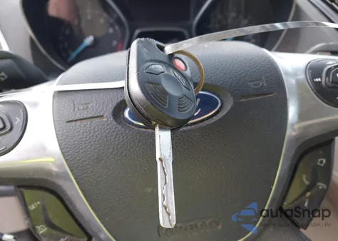 2013 Ford Escape Sel z USA, uszkodzony, nr VIN 1FMCU9H98DUA74642